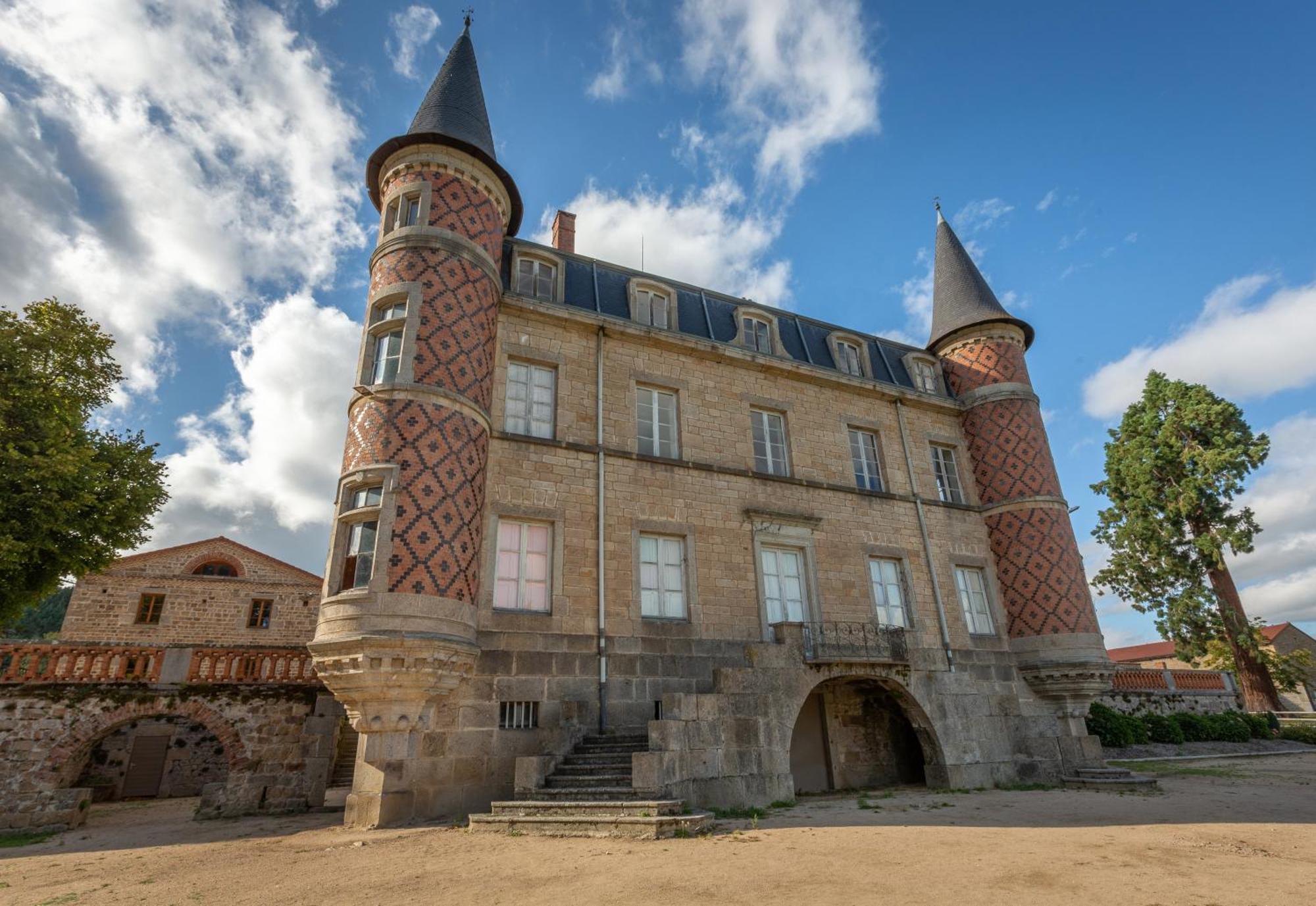 Domaine et Château de Valinches Marols Exterior foto